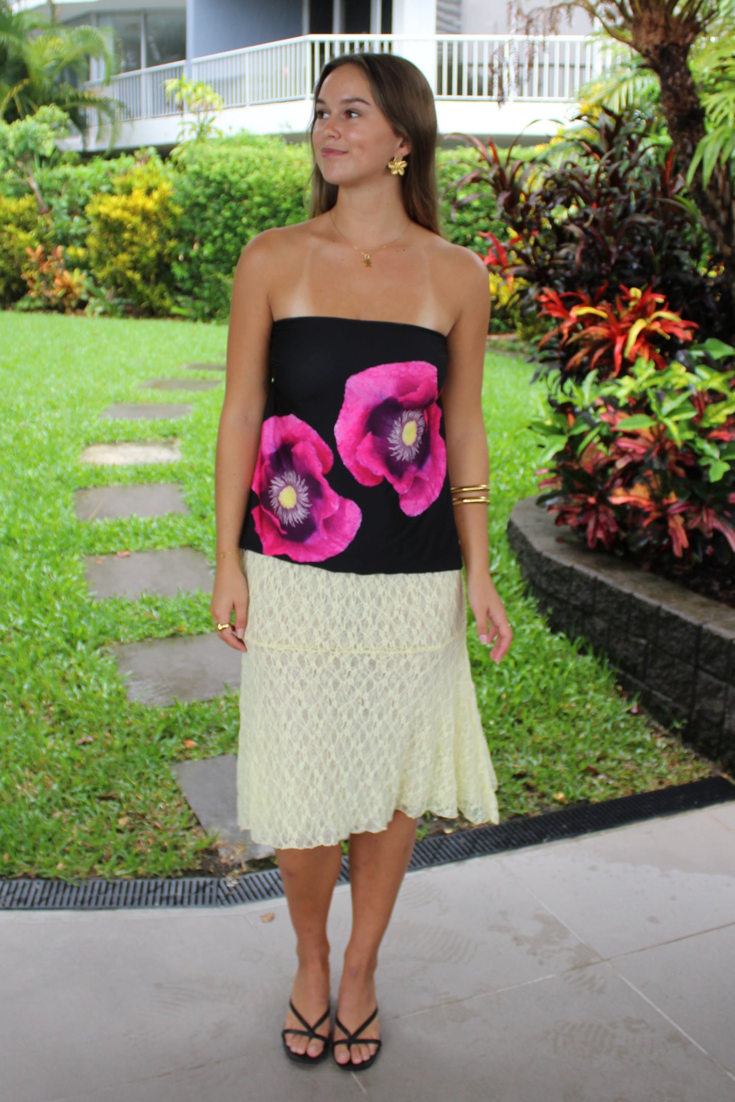 Reversible backless top